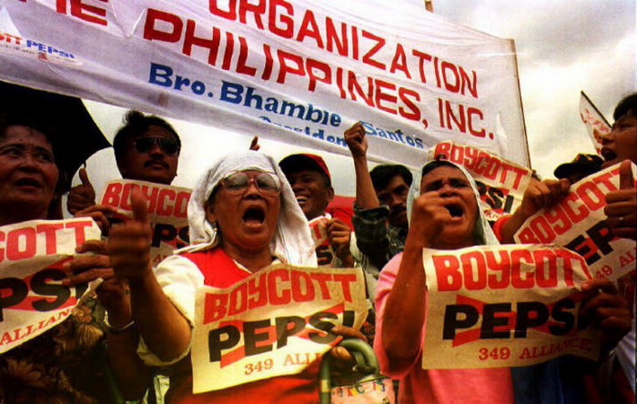 Как из-за напитка «Пепси» начались уличные протесты на Филиппинах