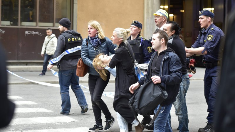 Теракт в Стокгольме: политика Европы последовательно взращивает террористов