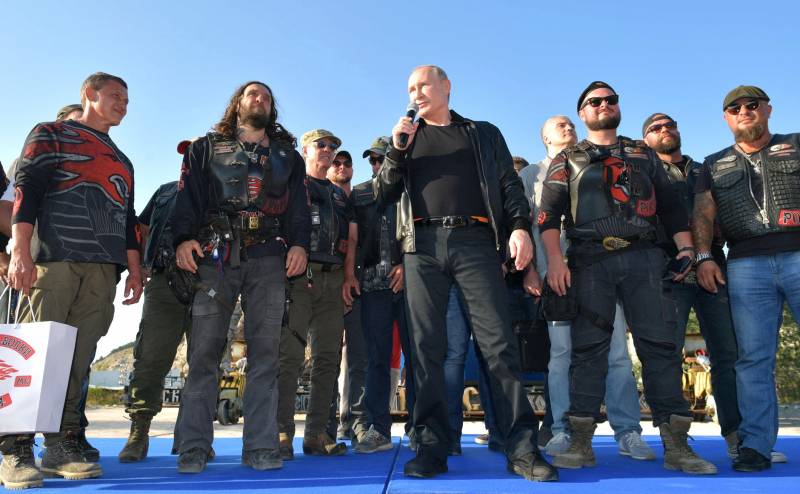 В борьбе за стабильность. Двадцать лет системе Путина В борьбе за стабильность. Двадцать лет системе Путина россия