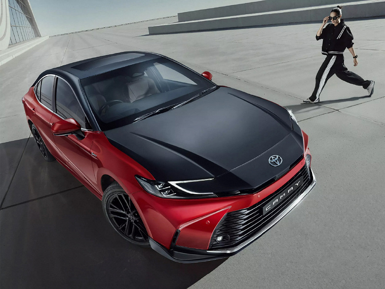  представлена Toyota Camry Sprint Edition