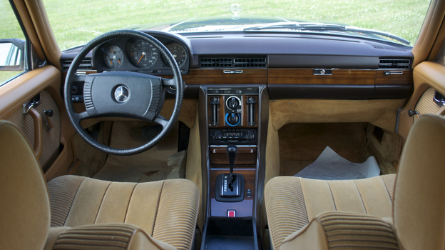 Mercedes-Benz W116.