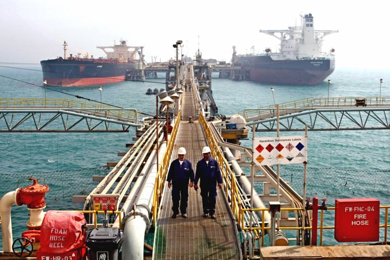 Вашингтон объявил войну иранской нефти: прогнется ли Китай? Вашингтон объявил войну иранской нефти: прогнется ли Китай? новости,события