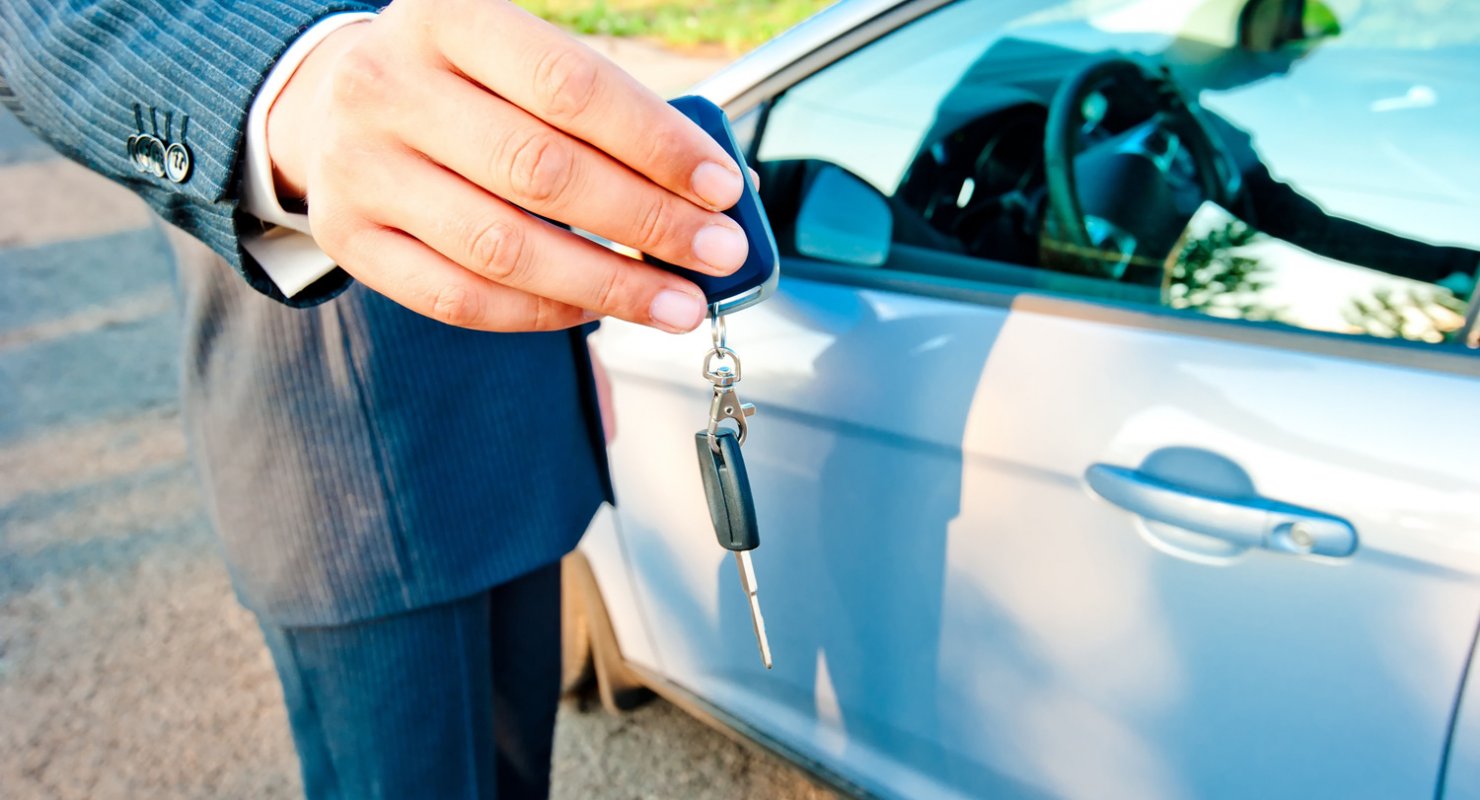 Какое будет наказание за передачу руля человеку без прав