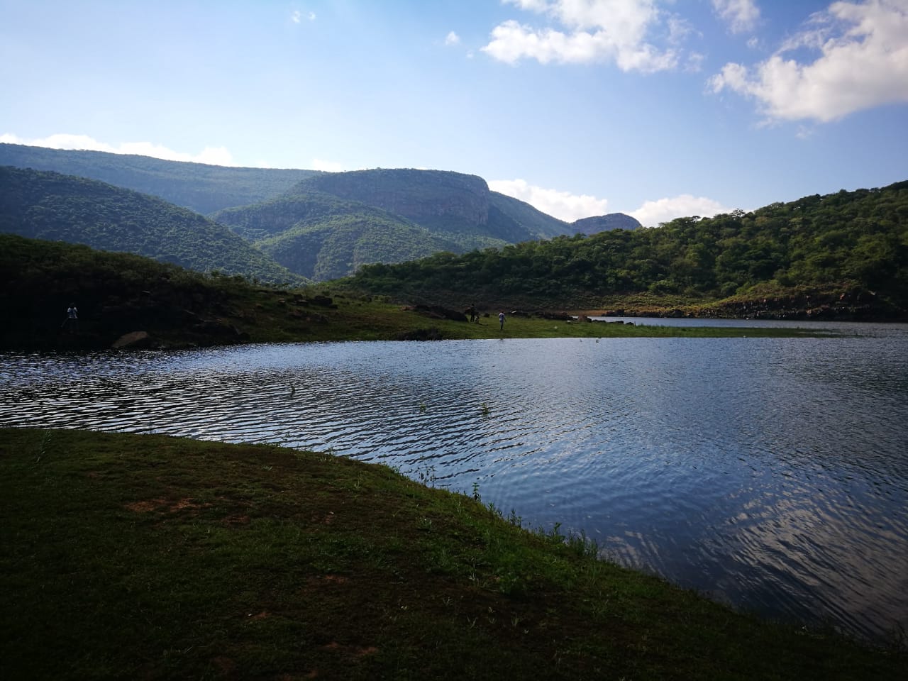 Озеро Фундудзи крокодилы
