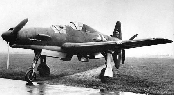 Боевые самолёты. Тянитолкайная стрела: «Дорнье» Do.335 Боевые самолёты. Тянитолкайная стрела: «Дорнье» Do.335 ввс