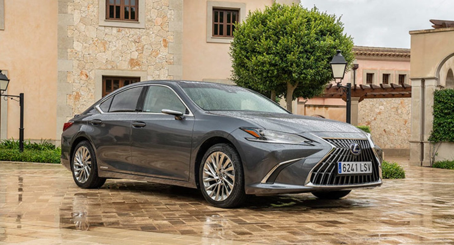 Компания Lexus обновила седан Lexus ES к 2022 году Компания Lexus обновила седан Lexus ES к 2022 году Автомобили