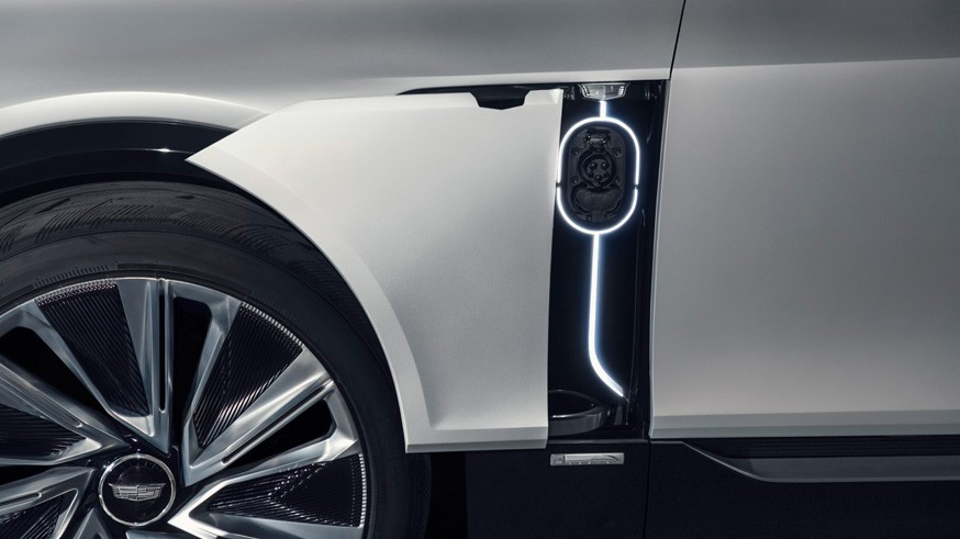 Cadillac готовится к презентации Lyriq: появился новый тизер кроссовера авто,авто и мото,водителю на заметку,машины,новости автомира,Россия