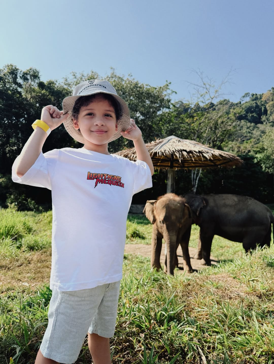 Равшана Куркова показала, как отдыхает с детьми на море