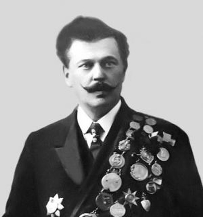 Один из основателей династии Дуровых Владимир Леонидович
