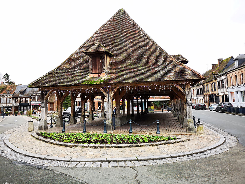 Лион-ла-Форе  – деревня, где охотились герцоги виза