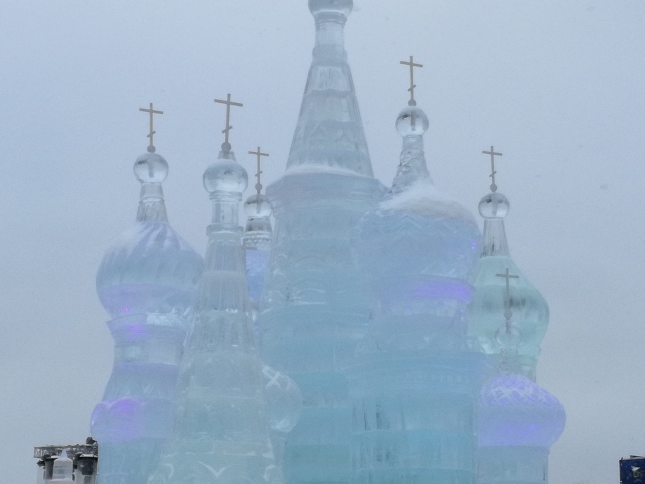 Ледовые скульптуры на Поклонной горе