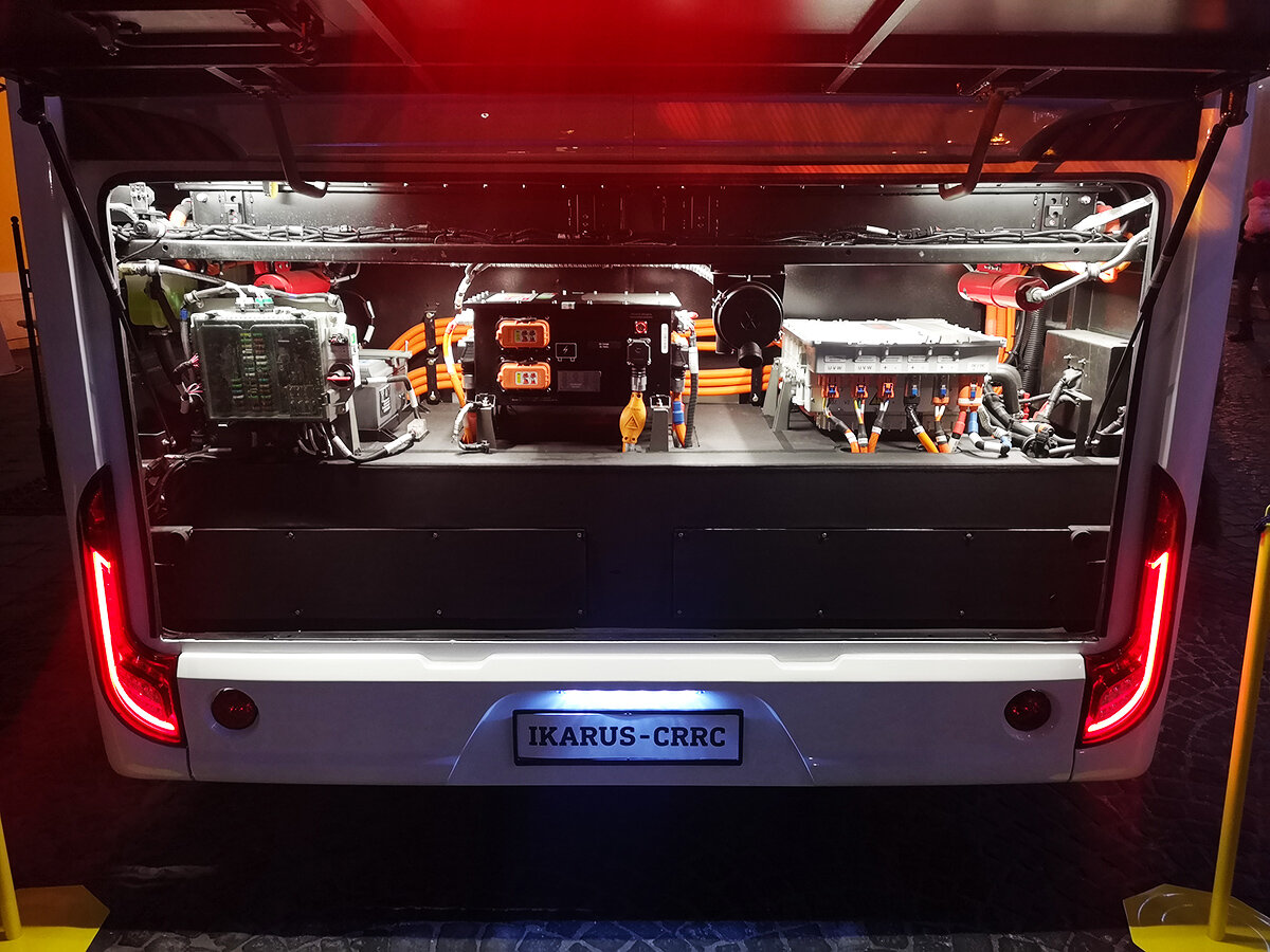 Мотор и батарея 