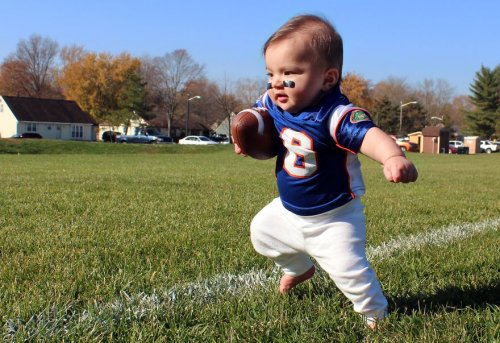 Нескучные фотографии, на которых малыши занимаются обычными делами Нескучные фотографии, на которых малыши занимаются обычными делами