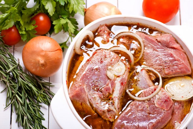 Маринование мяса для шашлыка – лучшие рецепты рецепты,Соусы и маринады