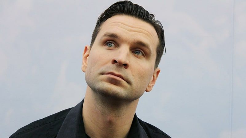 Актер Виктор Добронравов заявил, что киноиндустрии России не нужны западные фильмы