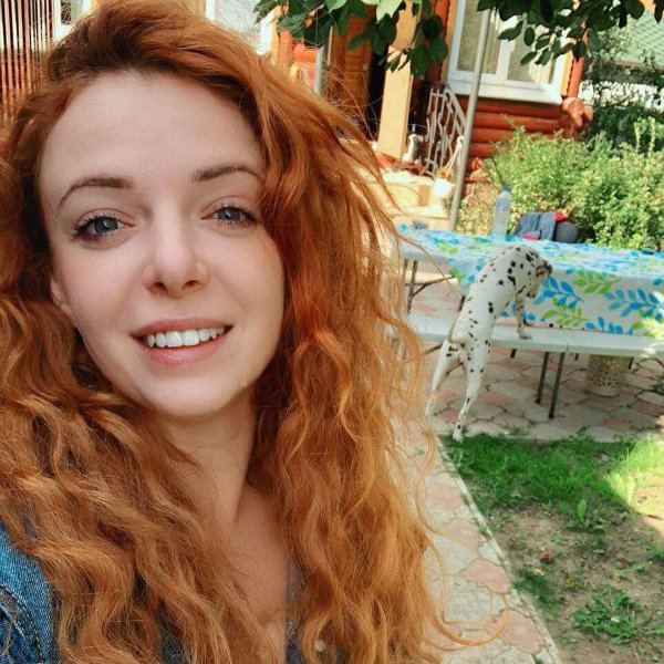 Женя Огурцова съехалась с новым возлюбленным