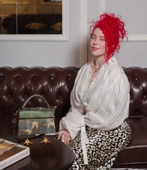 Скандал в мире моды: российский дизайнер обвинила бренд Schiaparelli в плагиате её сумок Джозефинны, Schiaparelli, бренд, дизайнер, Розберри, Эмбройдери, сказкам, крупный, ножки, воровать, русского, изделий, уникальная, плагиате, телеграмканале, своём, однако, ЭмбройдериСумка, сумки, сумок