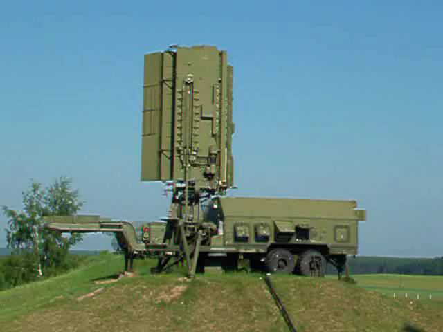 Основа наземного сегмента ПВО РФ в 1990-е годы. ЗРС С-300ПТ, С-300ПС и С-300ПМ оружие