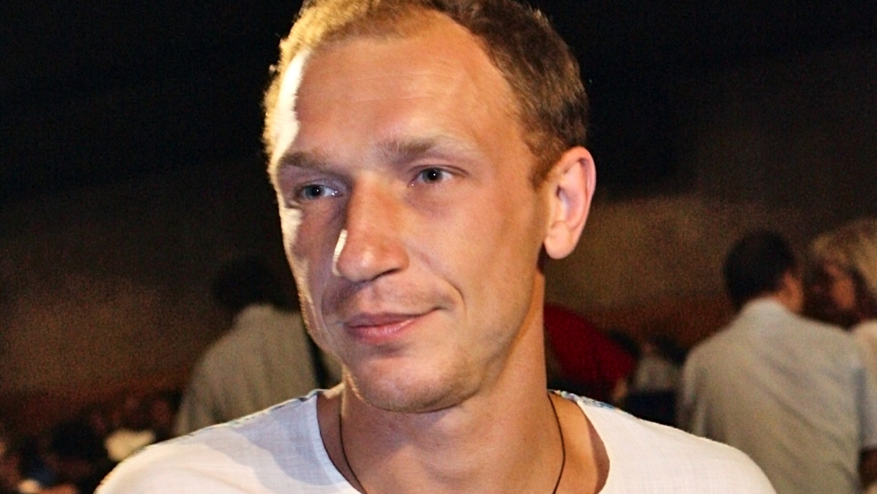 Упал от удара в голову, но не испугался: режиссер Мария Маханько об актере Коновалове