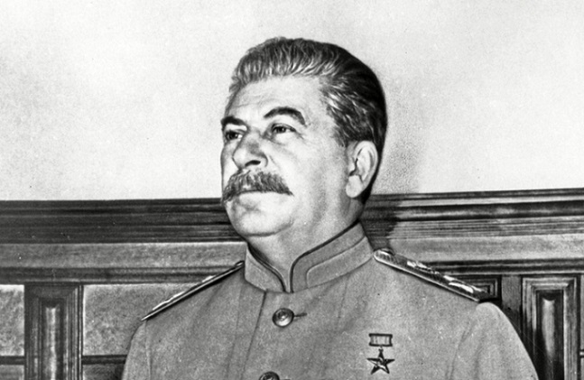 В каких условиях жил Сталин в Кремле