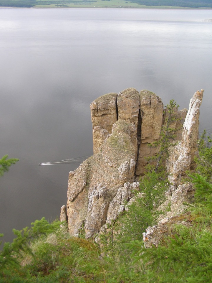 Круиз из Якутска по Лене с посещением Ленских столбов 