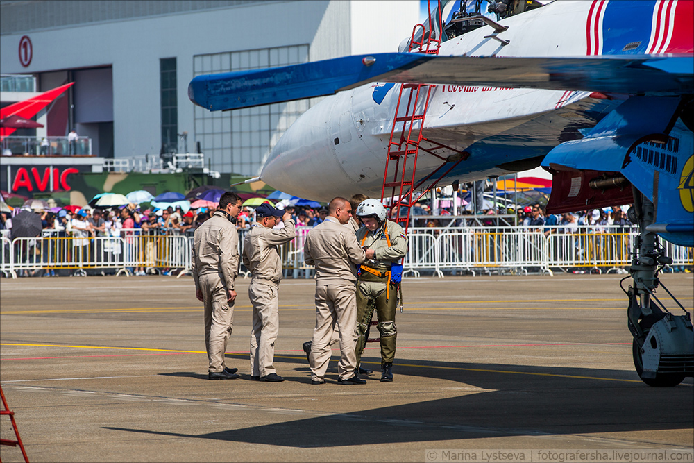 Русские витязи и Стрижи на China Airshow 2016