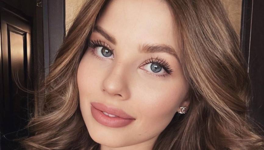 Супруга сына Валерии объяснила, почему вышла замуж беременной