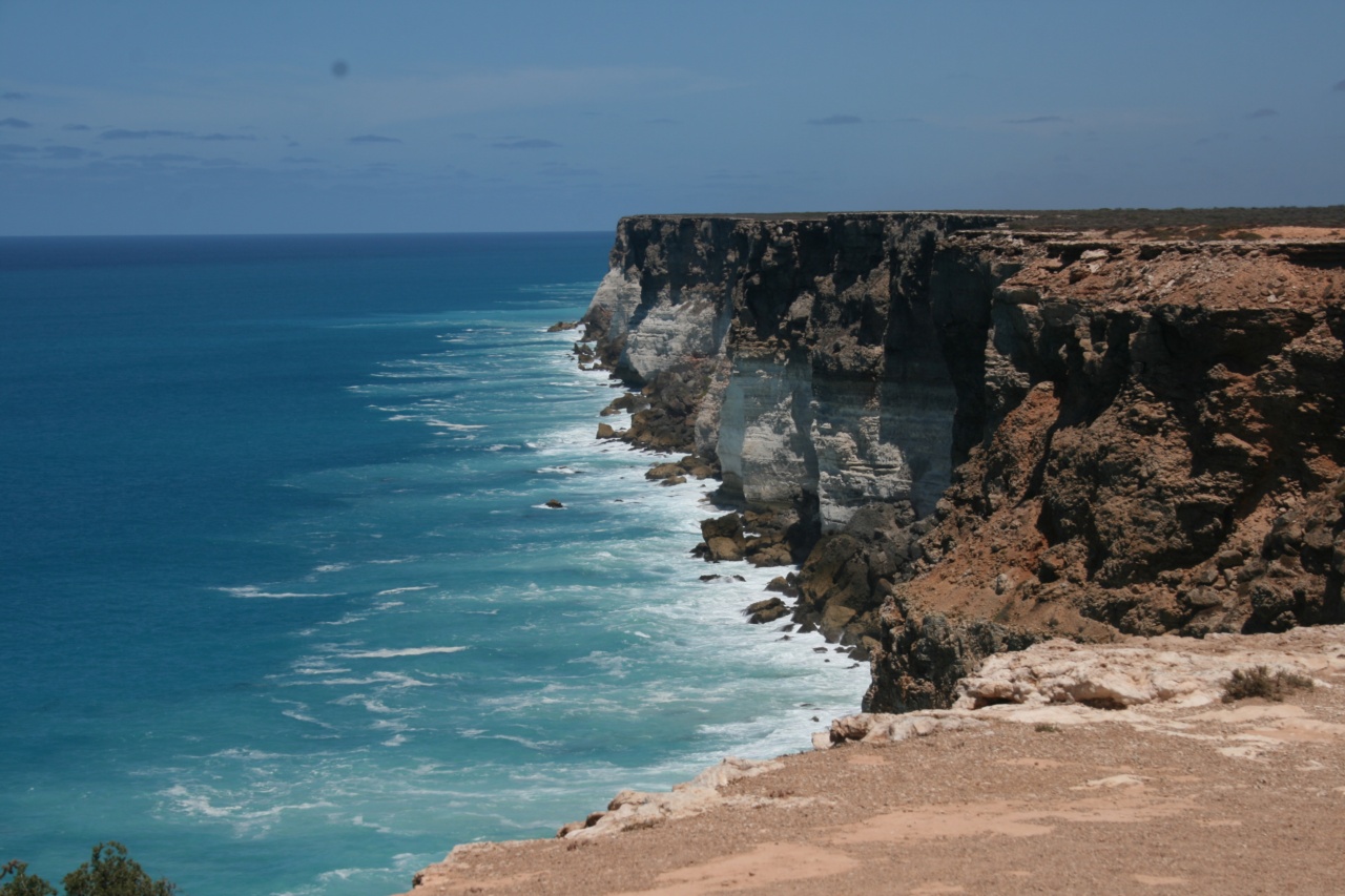 Равнина Налларбор  и утесы Банда  