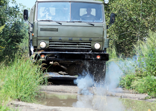 В Амурской области разведчики ВВО провели тренировки по организации подрыва техники «противника»