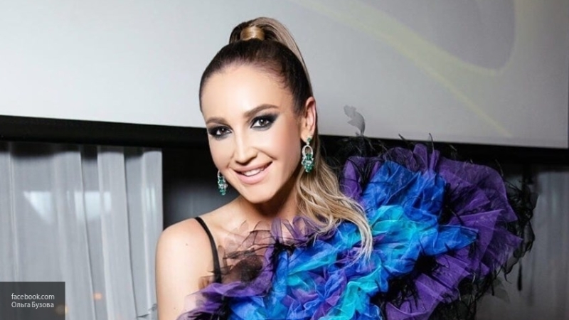 Лена Миро показала Бузову без фотошопа и назвала ее "некрасивой женщиной с грубым лицом" Лена Миро показала Бузову без фотошопа и назвала ее "некрасивой женщиной с грубым лицом"