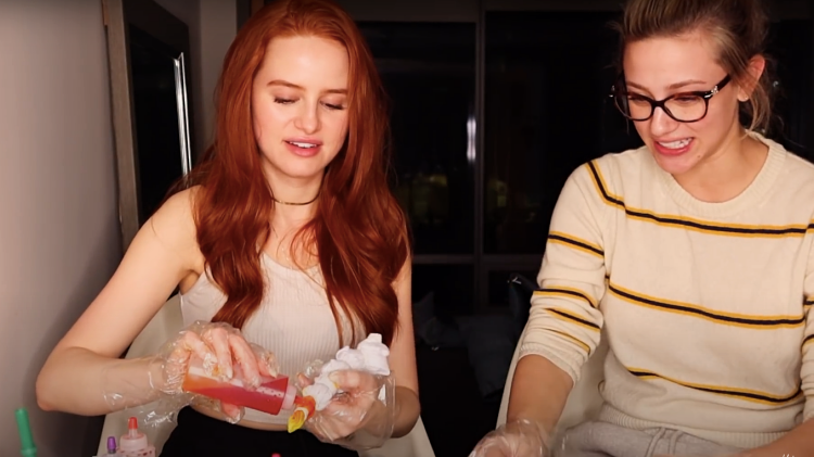 25 способов провести изоляцию по примеру зарубежных звезд: арт-терапия Кэти Холмс, эксперимент Джима Керри и другие 25 способов провести изоляцию по примеру зарубежных звезд: арт-терапия Кэти Холмс, эксперимент Джима Керри и другие Звезды,Новости о звездах