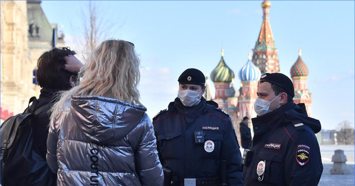 Нужно ли в москву. Ограничения в Москве. Новые ограничения в Москве. Пропускной режим в коронавирус в Москве. Ограничения в Москве из за коронавируса.