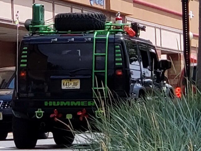 Ужасная подборка гадких Хаммеров авто