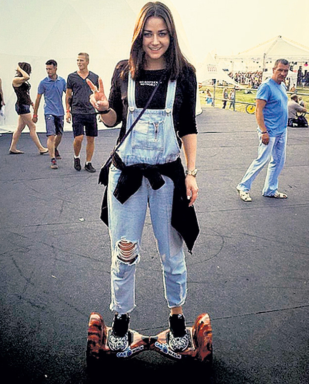 Актриса-модница Ингрид ОЛЕРИНСКАЯ за несколько недель освоила гироскутер. Фото: Instagram.com