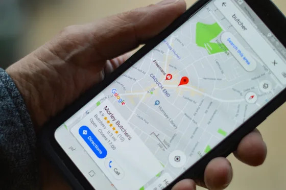 Google Карты на iPhone научились распознавать места по фото