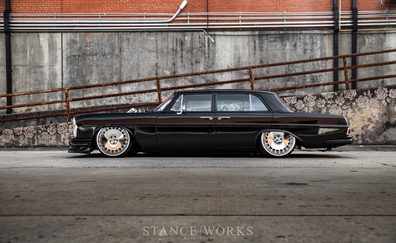 Американцы превратили классический Mercedes-Benz в безумный кастом Американцы превратили классический Mercedes-Benz в безумный кастом авто,автомобиль,автоновости,НОВОСТИ,тюнинг