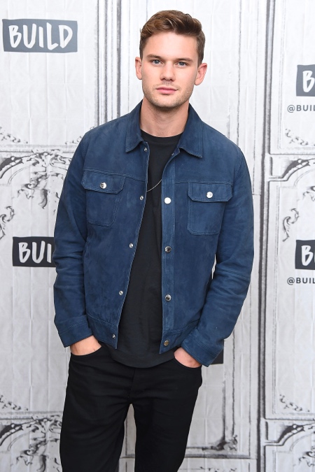 25 способов провести изоляцию по примеру зарубежных звезд: арт-терапия Кэти Холмс, эксперимент Джима Керри и другие 25 способов провести изоляцию по примеру зарубежных звезд: арт-терапия Кэти Холмс, эксперимент Джима Керри и другие Звезды,Новости о звездах