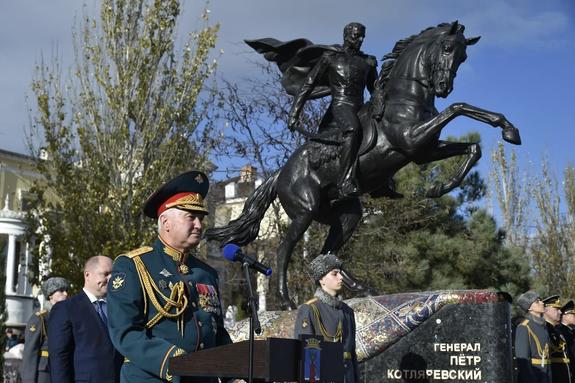 Памятник прославленному генералу Котляревскому открыт  в Феодосии