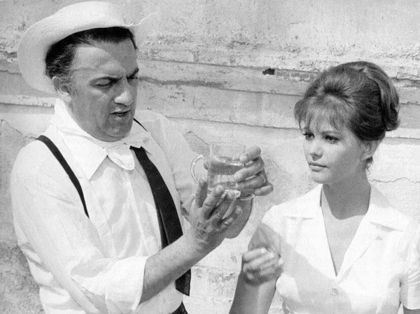 Феллини и Кардинале на съёмках «Восьми с половиной», 1963 год (Cinephilia & Beyond / altfg.com / cinephiliabeyond.org)