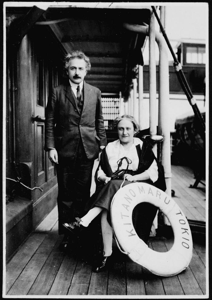 Чем жил Альберт Эйнштейн: редкие фотографии гениального ученого