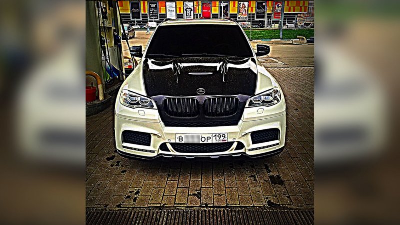 Мажоры на BMW и Mercedes разогнались до 270 км/ч в Подмосковье быдло, гонки, золотая молодежь, мажор