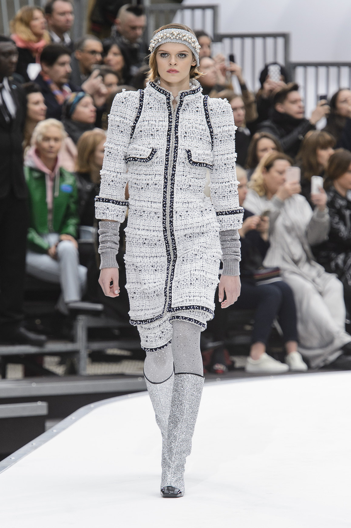 Chanel осень-зима 2017