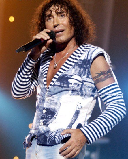 Яркие и редкие кадры отечественных знаменитостей, сделанные в 90-е годы 90-е,звезды,знаменитости,шоу-бизнес