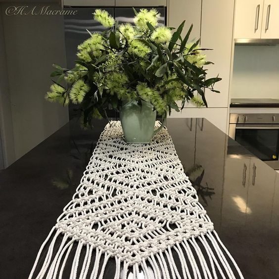 Оригинальные дорожки макраме на стол Оригинальные дорожки макраме на стол идеи