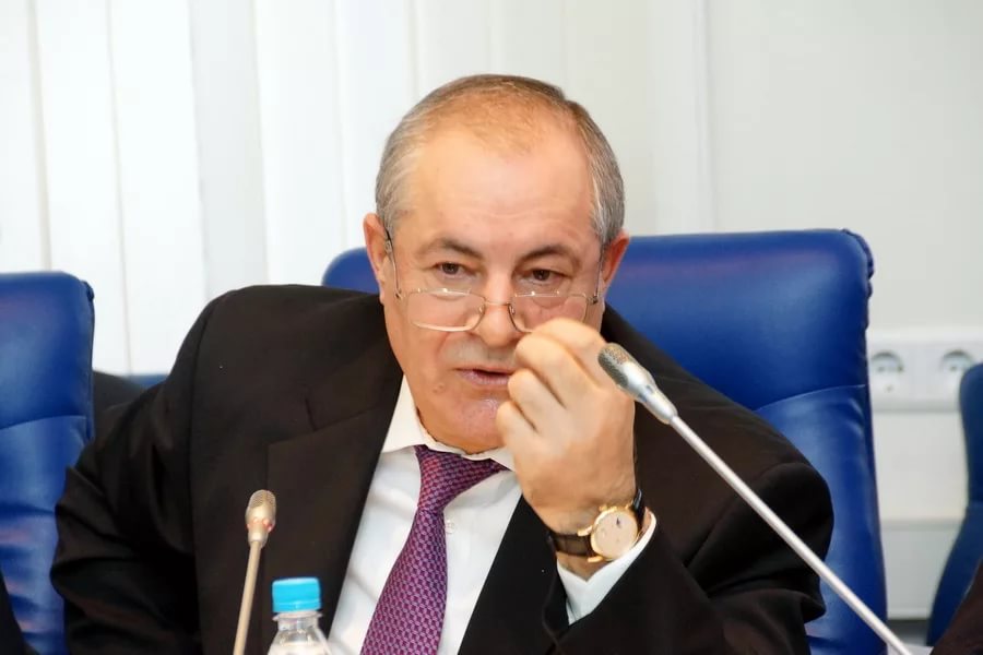 Нормальная пенсия от депутата