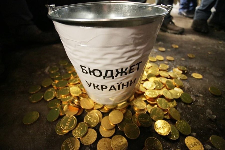 Ещё не прошло и полугода, но дефицит украинского бюджета уже доходит до 500 миллиардов...