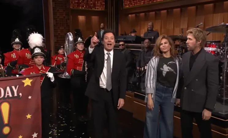 Райан Гослинг и Ева Мендес впервые за 10 лет вышли вместе в свет michael loccisano,sonia recchia,sxsw,фестиваль,бен мендельсон,джеймс фэллон,джон леннон,Ева Мендес,иэн де-кэскер,Йоко Оно,Райан Гослинг,Сирша Ронан