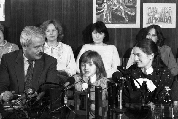 Как сложилась судьба посла мира Кати Лычевой и почему она отказалась от кинокарьеры и популярности? Как сложилась судьба посла мира Кати Лычевой и почему она отказалась от кинокарьеры и популярности?