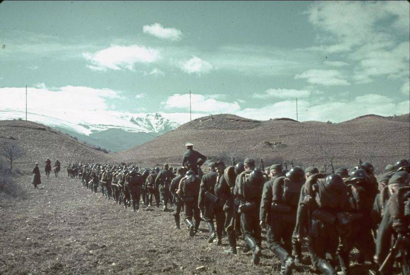 Падение Афин. Немецкий блицкриг в Греции Падение Афин. Немецкий блицкриг в Греции история