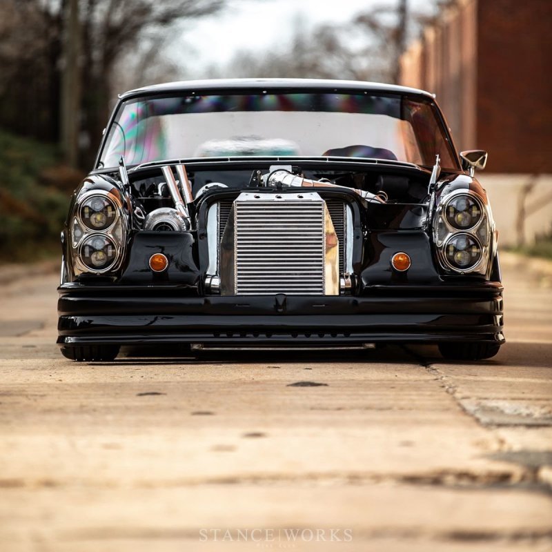 Американцы превратили классический Mercedes-Benz в безумный кастом Американцы превратили классический Mercedes-Benz в безумный кастом авто,автомобиль,автоновости,НОВОСТИ,тюнинг